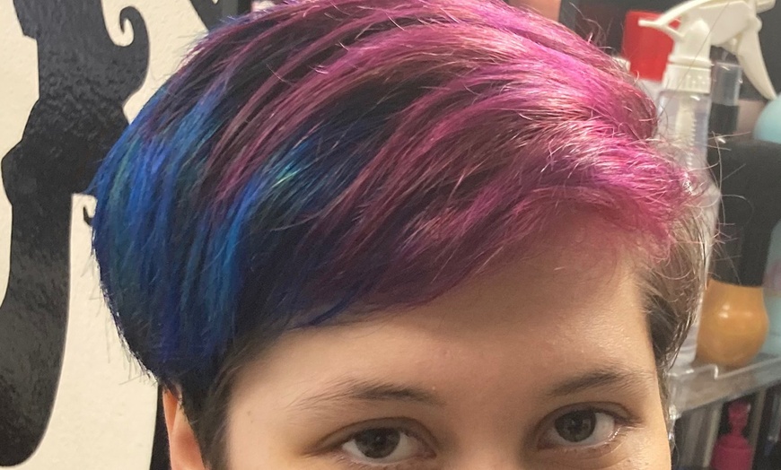 Image 7: Transform Your Hair with Single Color with Haircut and Style