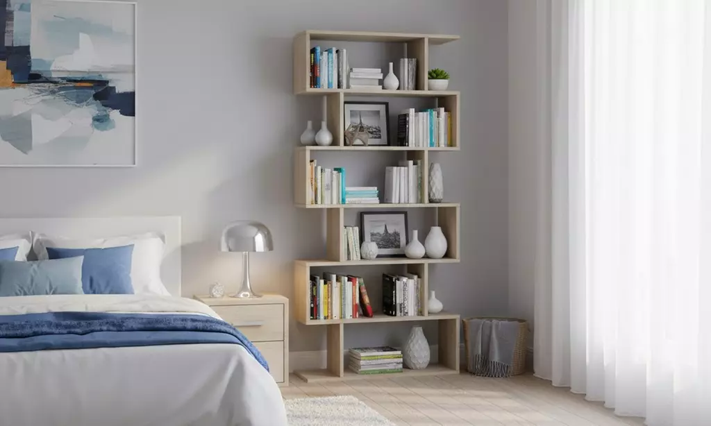 Libreria da terra con mensole zig-zag