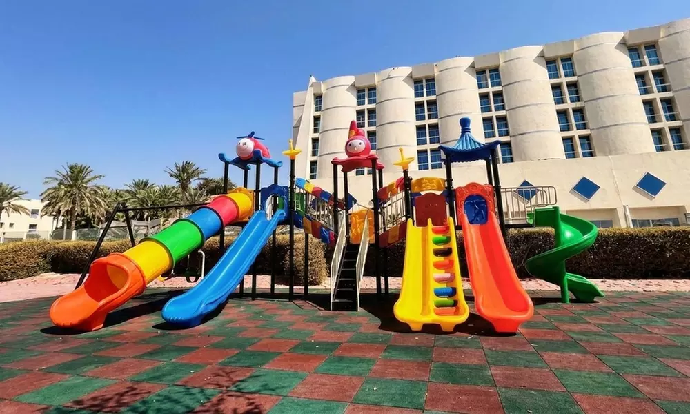 Al Ain: Mountain Staycation with Optional Breakfast