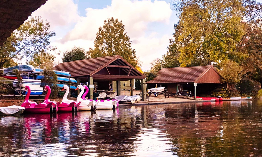 Image 5: Pedalo Hire for Up to Five People Weekdays - Valid Till Oct 3