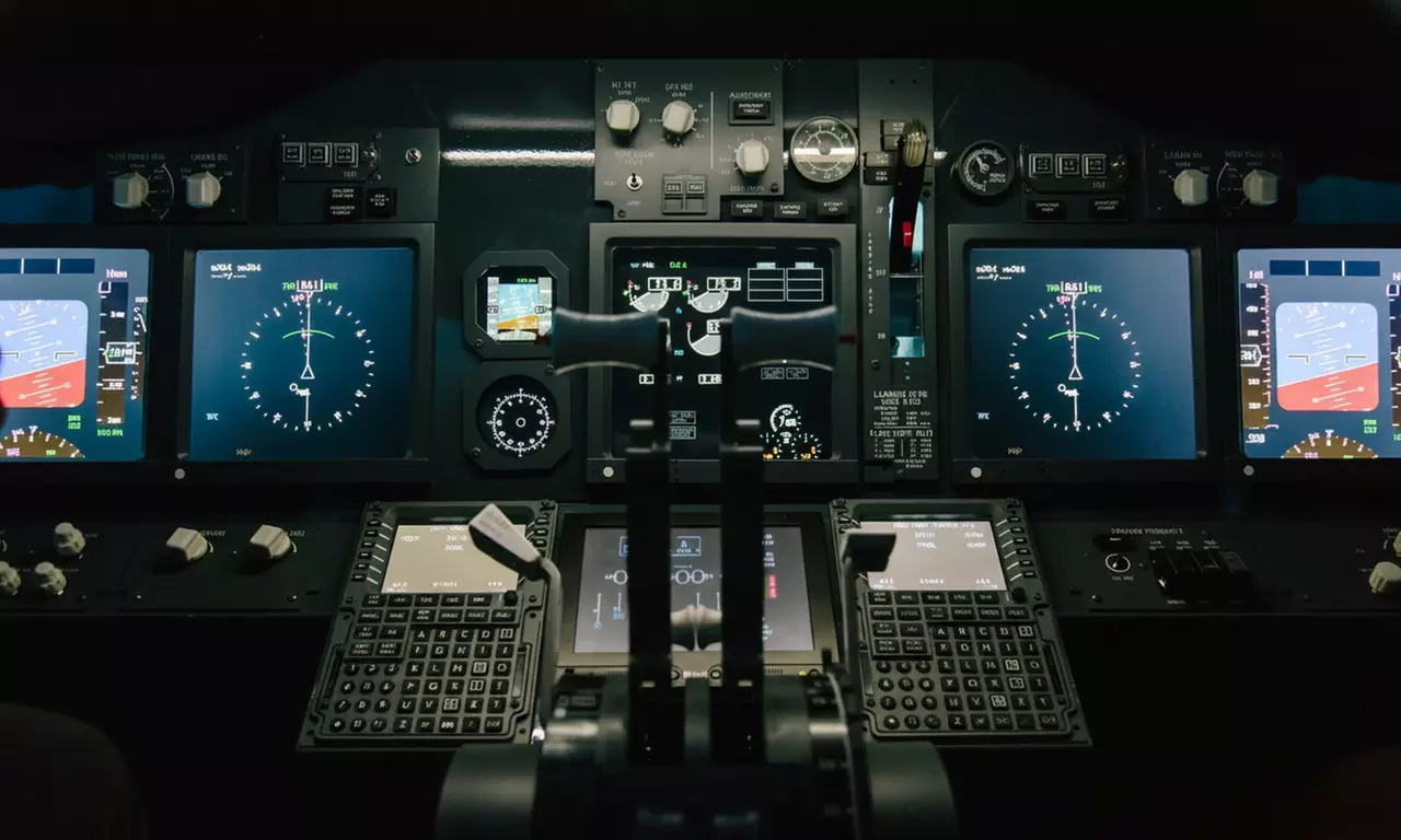 30-, 60- or 90-Minute Jet Flight Simulator Experience for One Person
