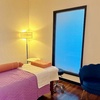 Image 2: 60 or 90-Min Couples Massage w/ Hot Stones, Aromatherapy & Warm Towels