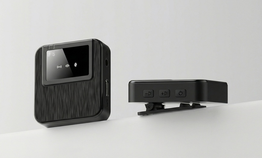 Image 2: 3-in-1 Professional Wireless Lavalier Microphone - Noise Cancelling Mic