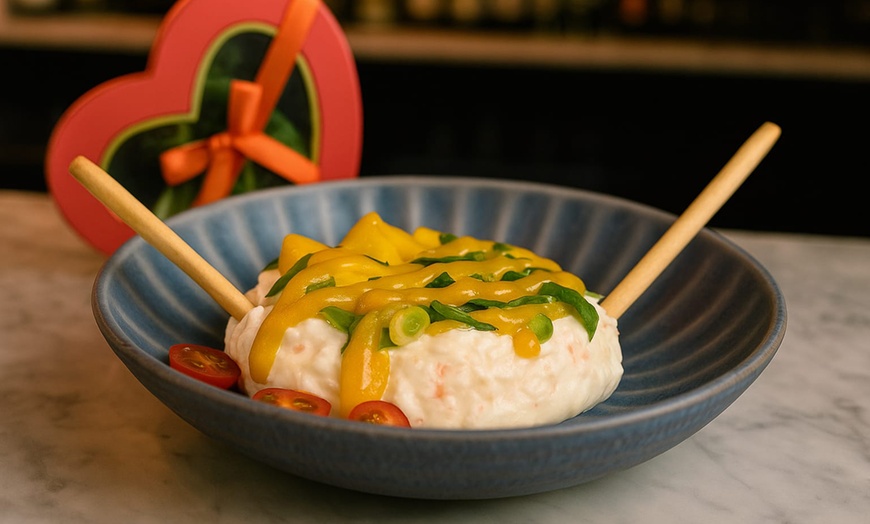 Image 12: Menú "Tonteo" o "Tentación" para 2 con postres y bebidas o vino