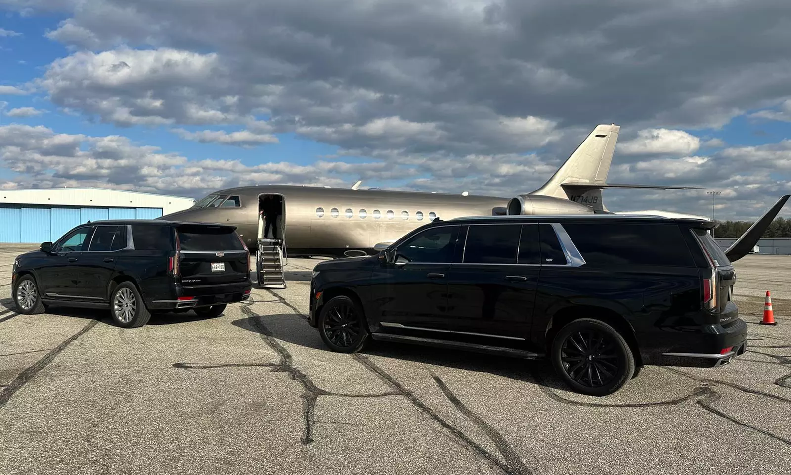 Private Transfer Dulles Airport or BWI Airport to Washington DC