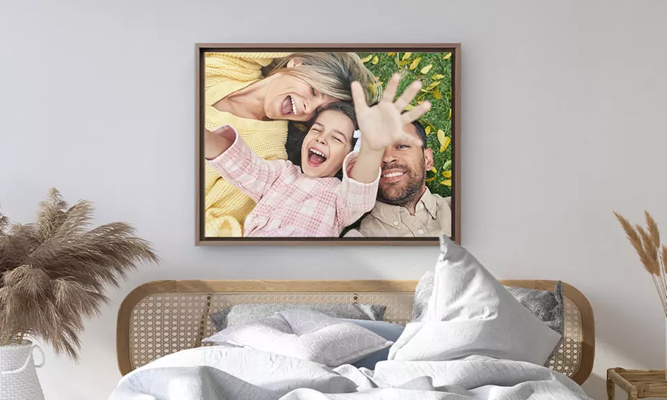 Personalisierbare Foto-Leinwand im Rahmen