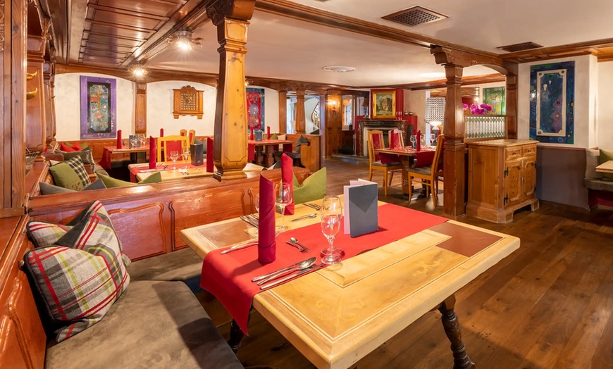 Image 18: Oberstaufen im Allgäu: Deluxe-Doppelzimmer inkl. 3/4 Pension & Spa