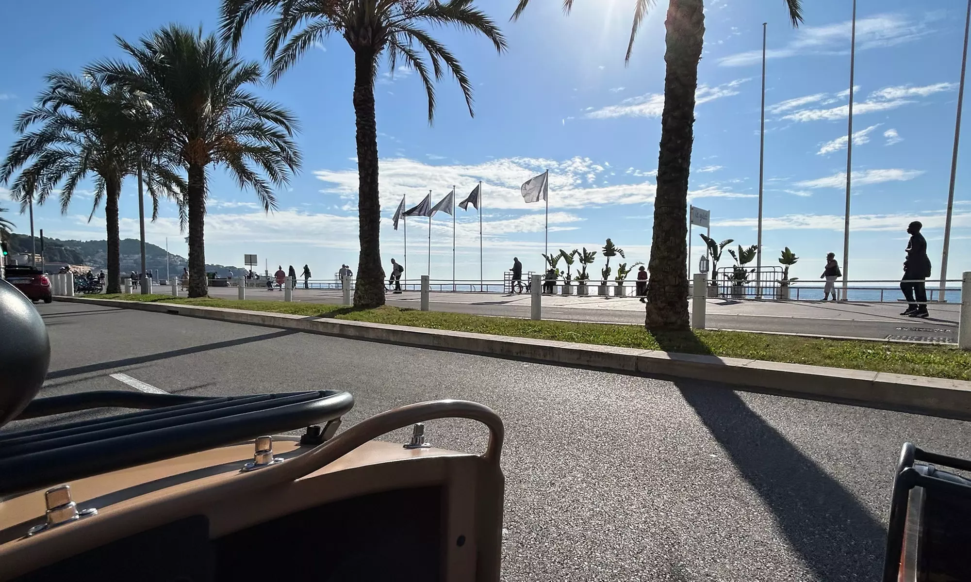 Baptême en Sidecar à Nice pour 2 personnes avec RIVIERA-SIDECAR