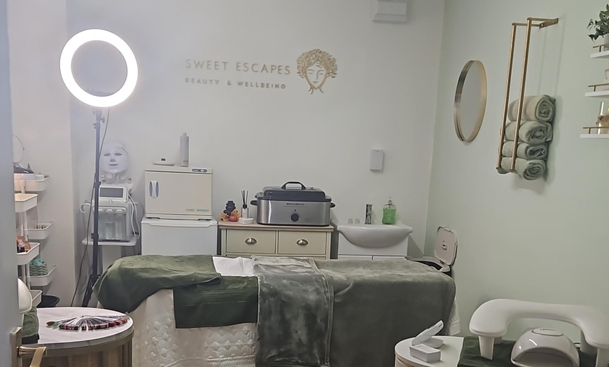 Image 5: 60-Min Mother & Daughter Spa Experience or Autumn Experience for Two