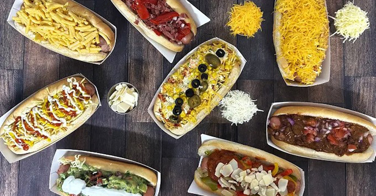 Menú de hot dogs tradicionales con bebida para 2 o 4 personas en Madrid
