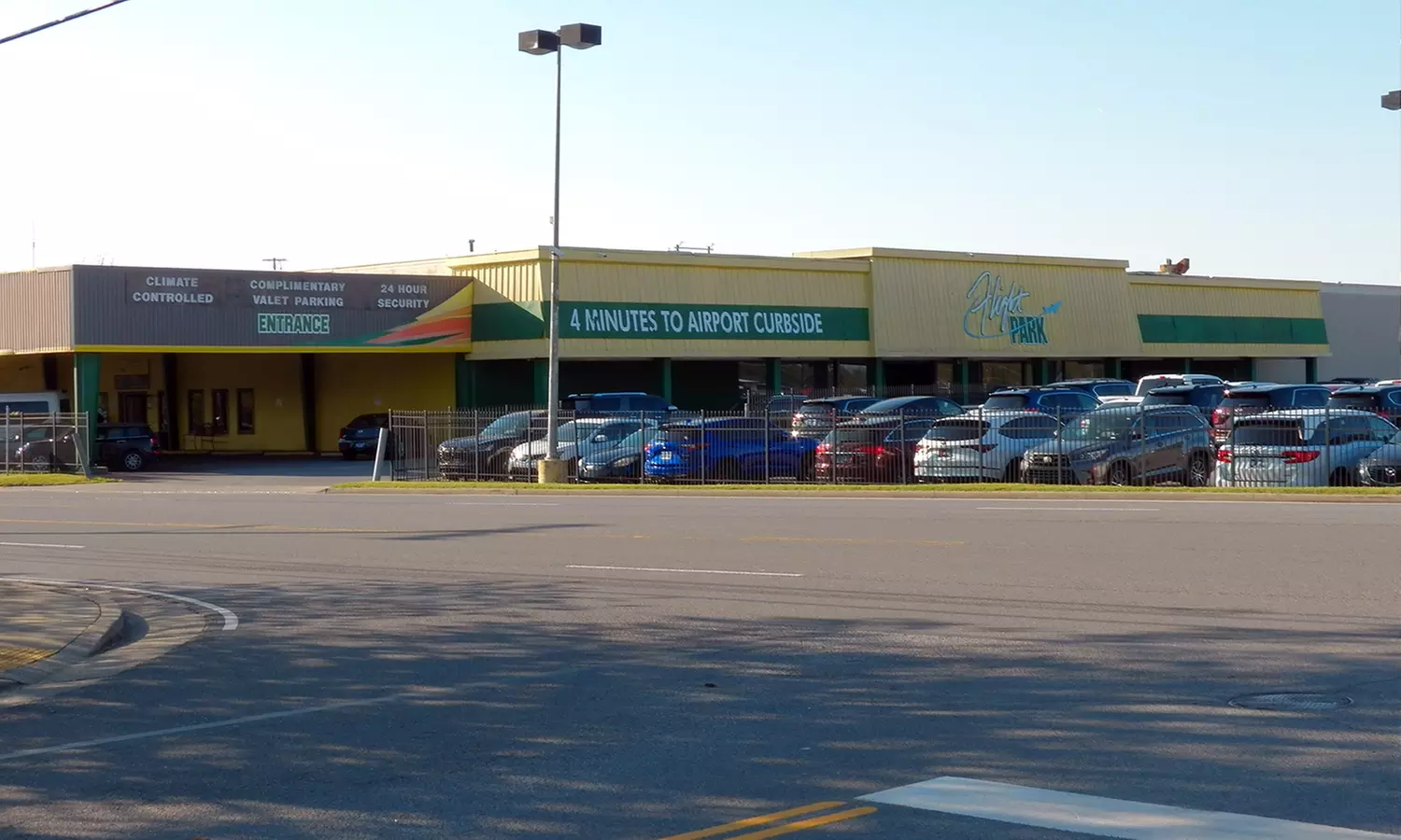 3, 5, 7, or 10-Days of Valet Airport Parking at BNA Up To 30% Off