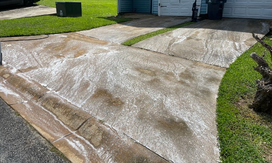 Image 4: Exterior Pressure, Driveway Power or 1 Side Vertical ext. Soft Washing