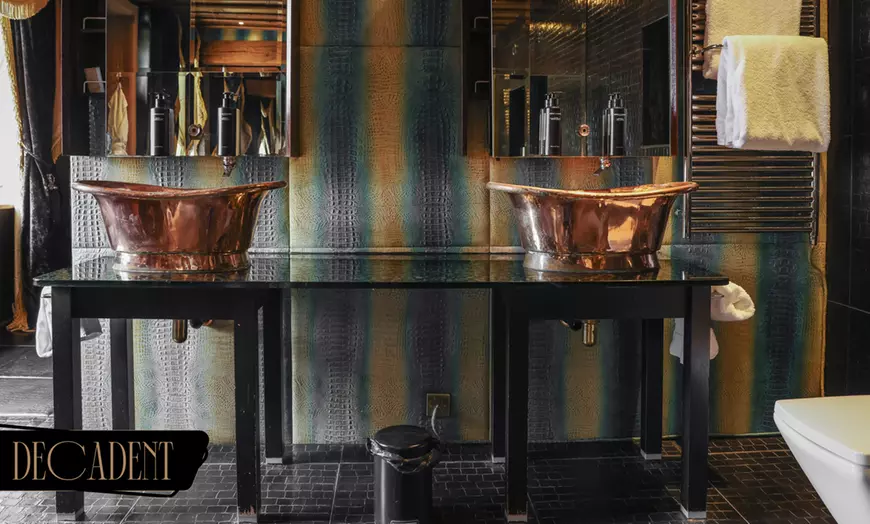 Image 29: Beaconsfield or Stadhampton: 5* Luxurious Hotel Break with Breakfast