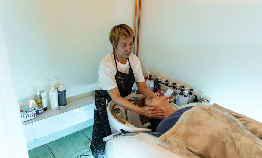 Image 6: 60-, 75- or 90-Minute Basic, Deep or Deluxe Head Spa Packages