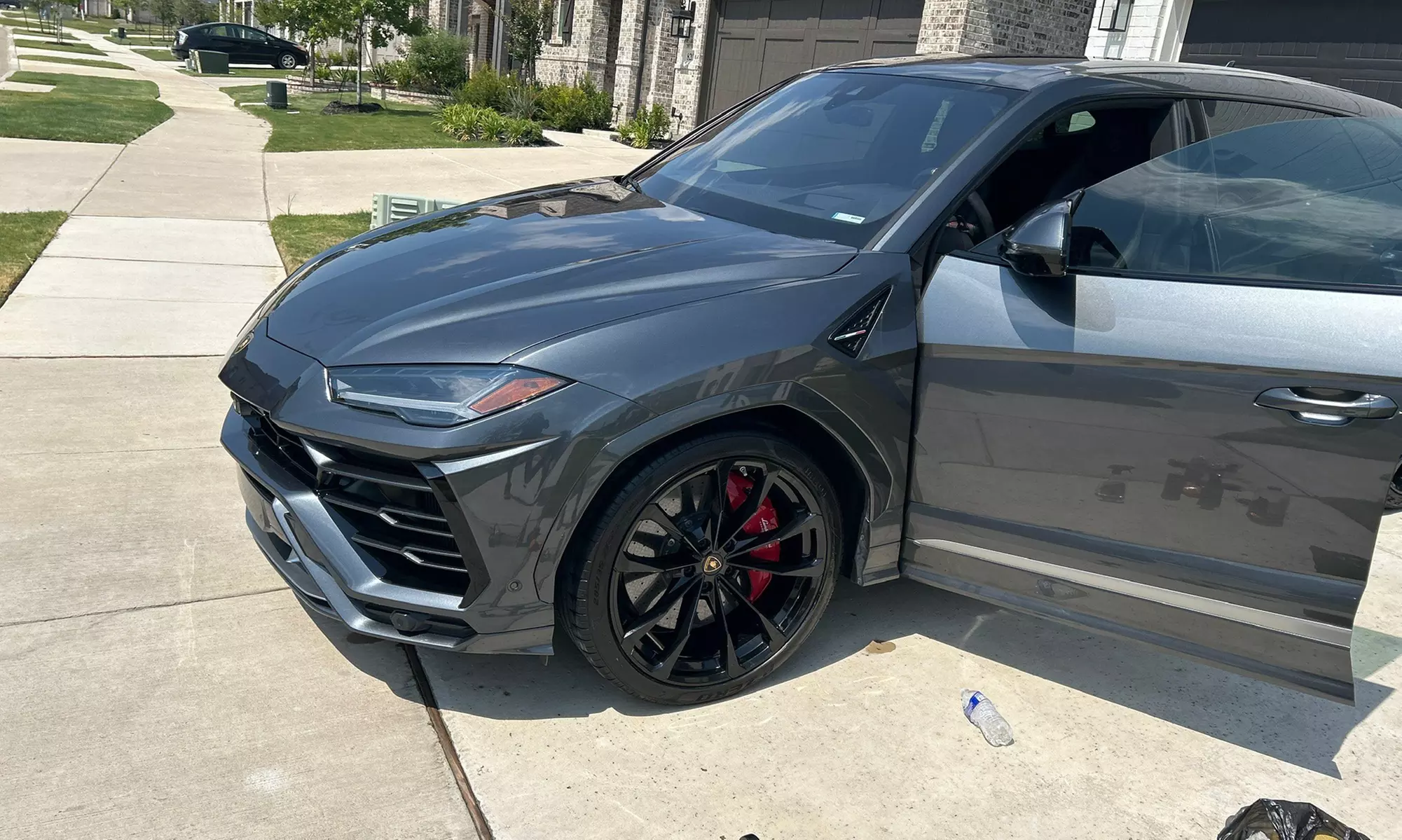 Experience a Mobile Exterior/Interior Detail or a Combo of Both!