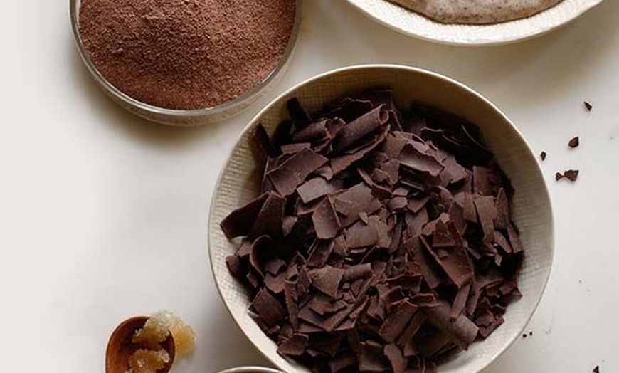 Image 3: Deluxe Massage Experience: Dubai Chocolate Treatment For 1 or Couples