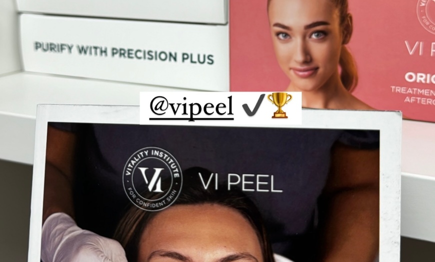 Image 3: Diamond Peeling Facial for Radiant Skin