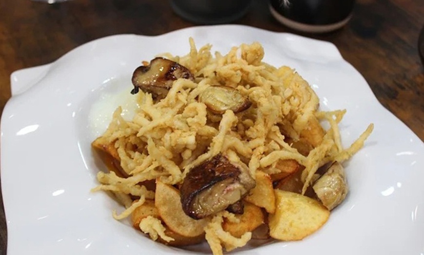 Image 11: Menú Numa con entrantes, principales, postres y bebidas incluidos 