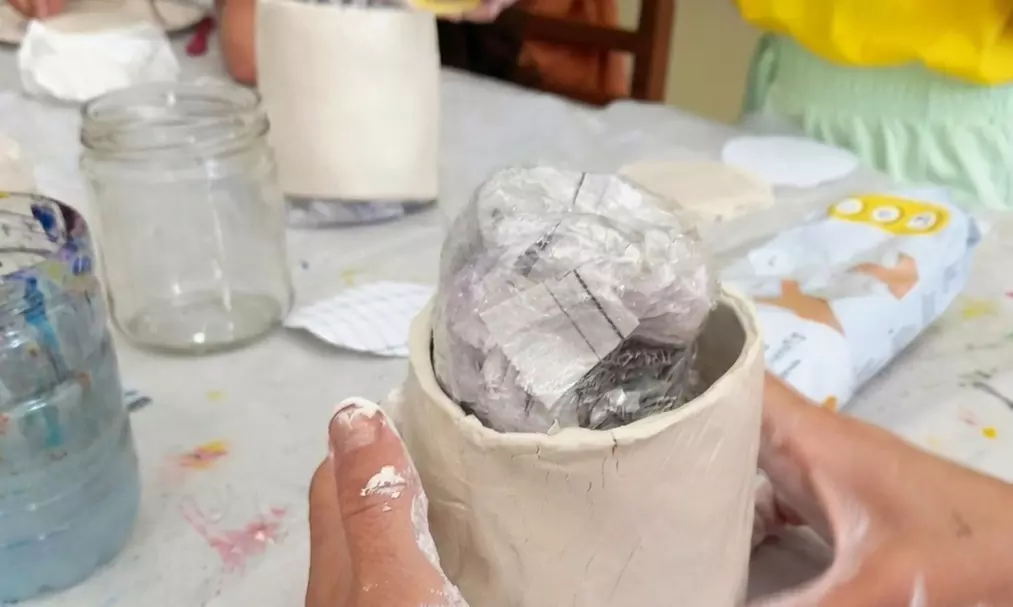 Taller creativo de moldeado en arcilla o lettering para 1 o 2 personas
