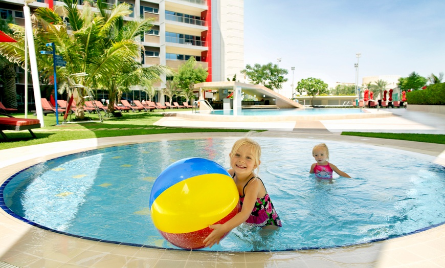 Image 4: 30 or 90-Day Gym Access + Opt Pool & Wellness Facilities for 1 or 2