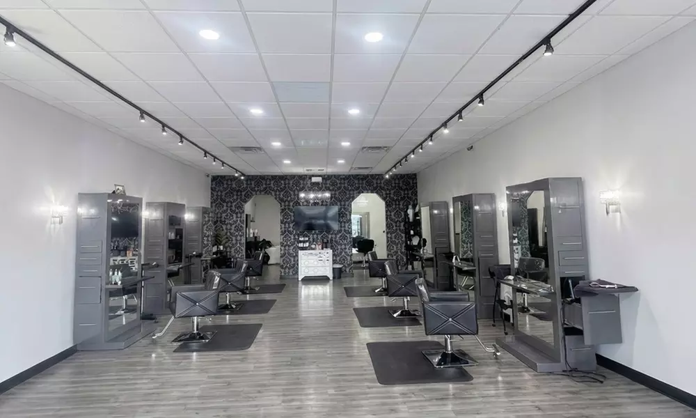 Custom Hair Refresh: Precision Cut, Color, & Highlights for a New Look