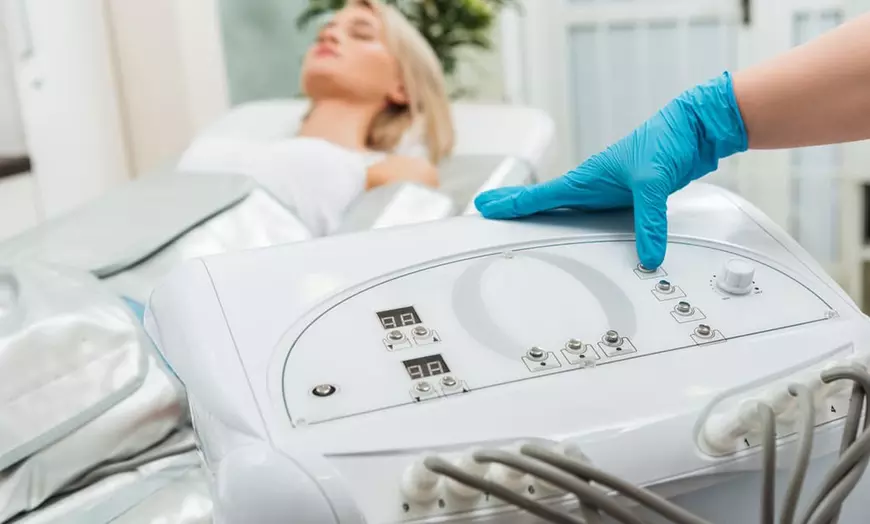 Image 1: Reafirma tu cuerpo con 5 o 10 sesiones de presoterapia a elegir para 1