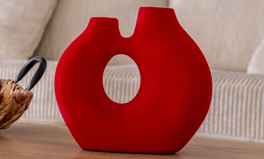 Image 47: Vaso decorativo in ceramica