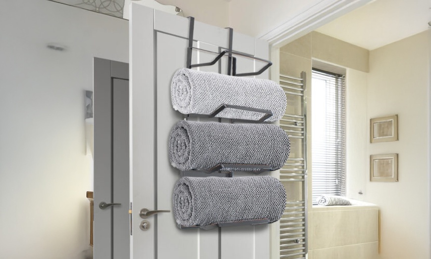 Image 1: Two- or Four-Tier Space-Saving Over Door-Mounted Towel Rail