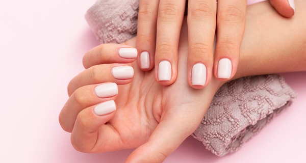 Up to 47% Off on Mani-Pedi at The Nail House On Clybourn