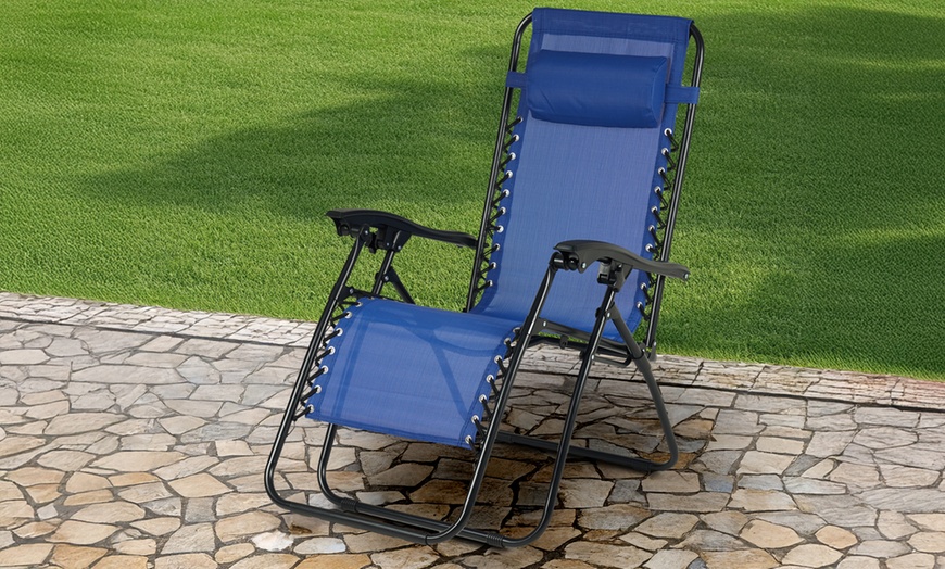 Image 12: Tumbona de exterior ligera y plegable