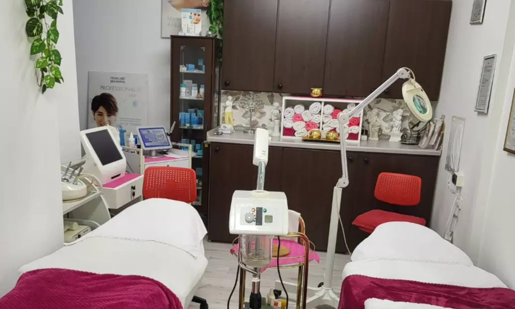 Maniküre / Pediküre + Massage