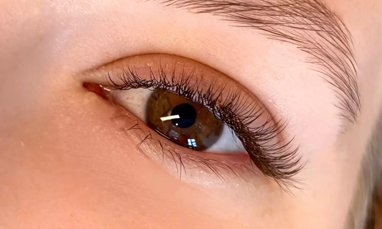 Classic Full Set Lash Extensions with Optional Brow Wax