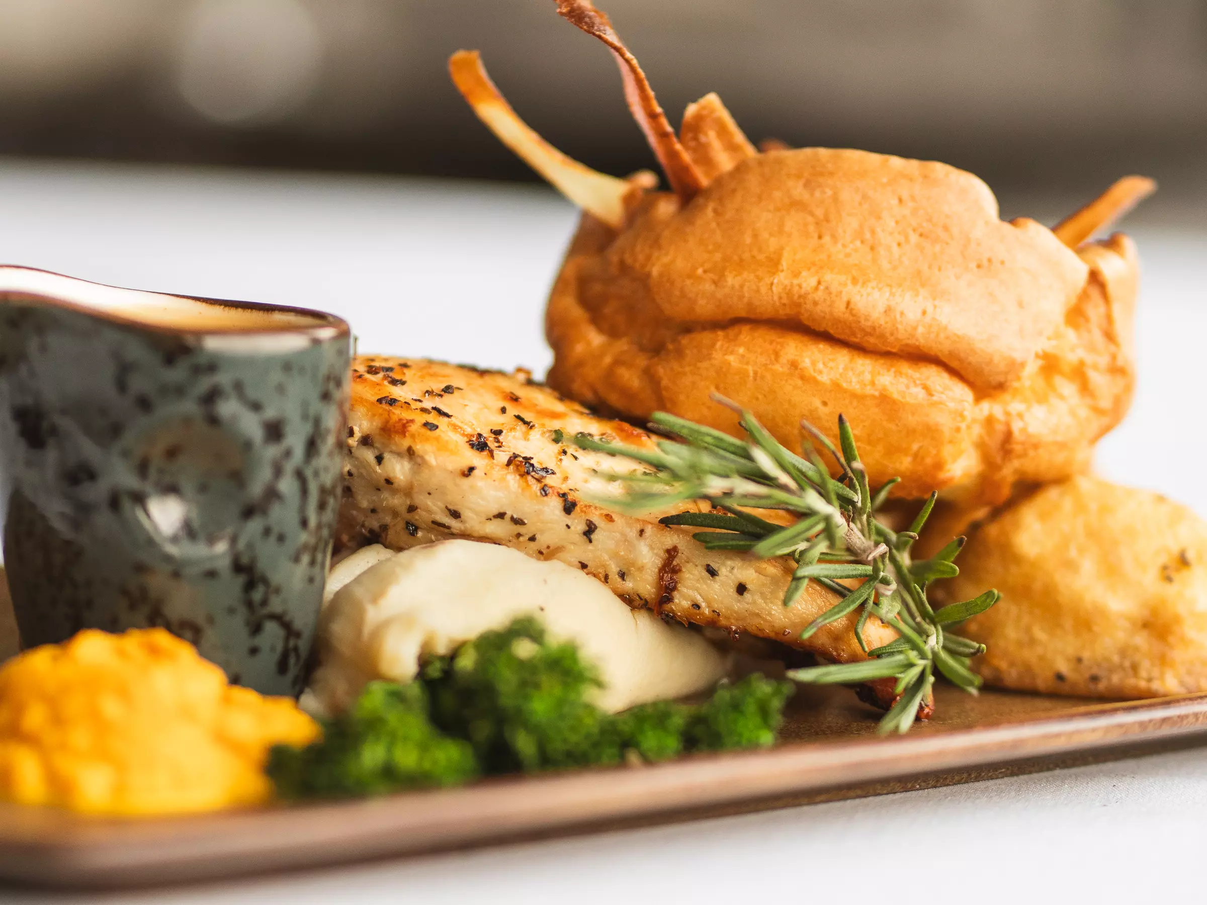 Premium Sunday Roast with Side & Wine, Beer or Soft Drink