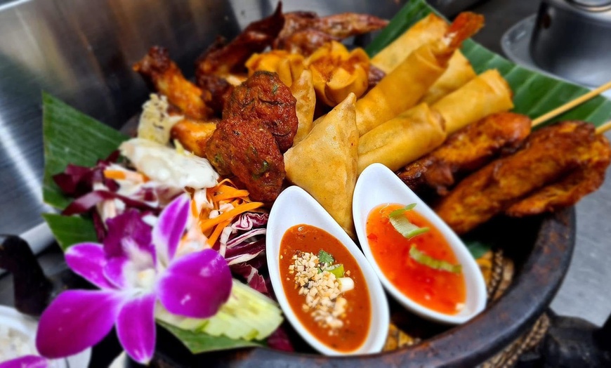 Image 6: Beleef Thailand in Mechelen met pittige curry's, wokgerechten en meer