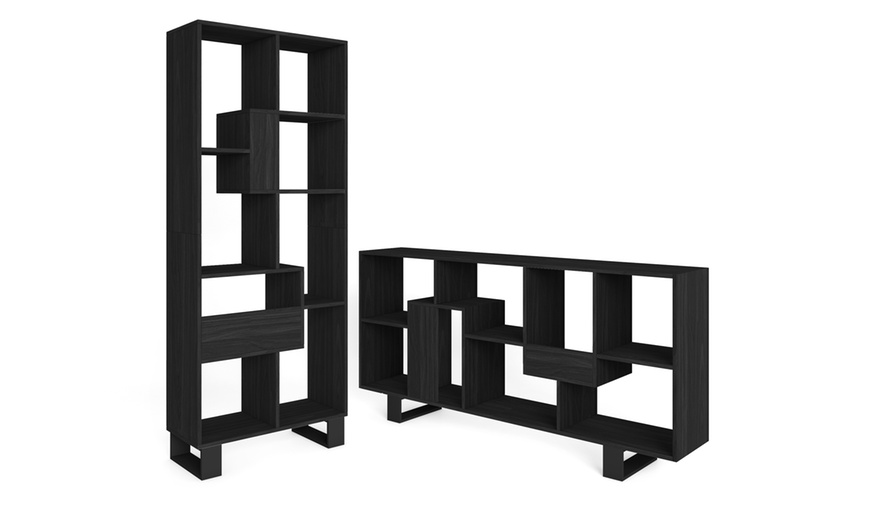 Image 14: Bibliothèque au design ludique