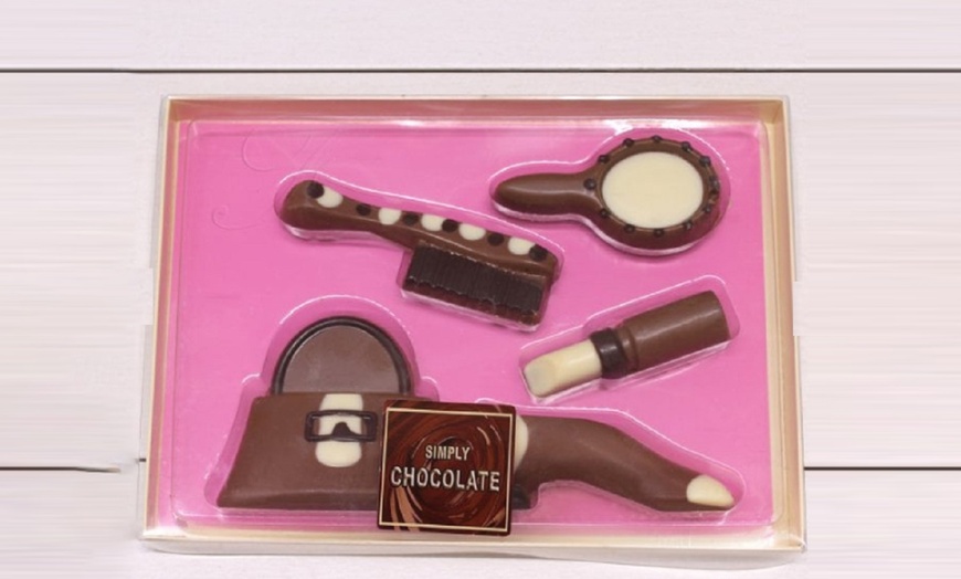 Image 12: Milk Chocolate Themed Shape Set