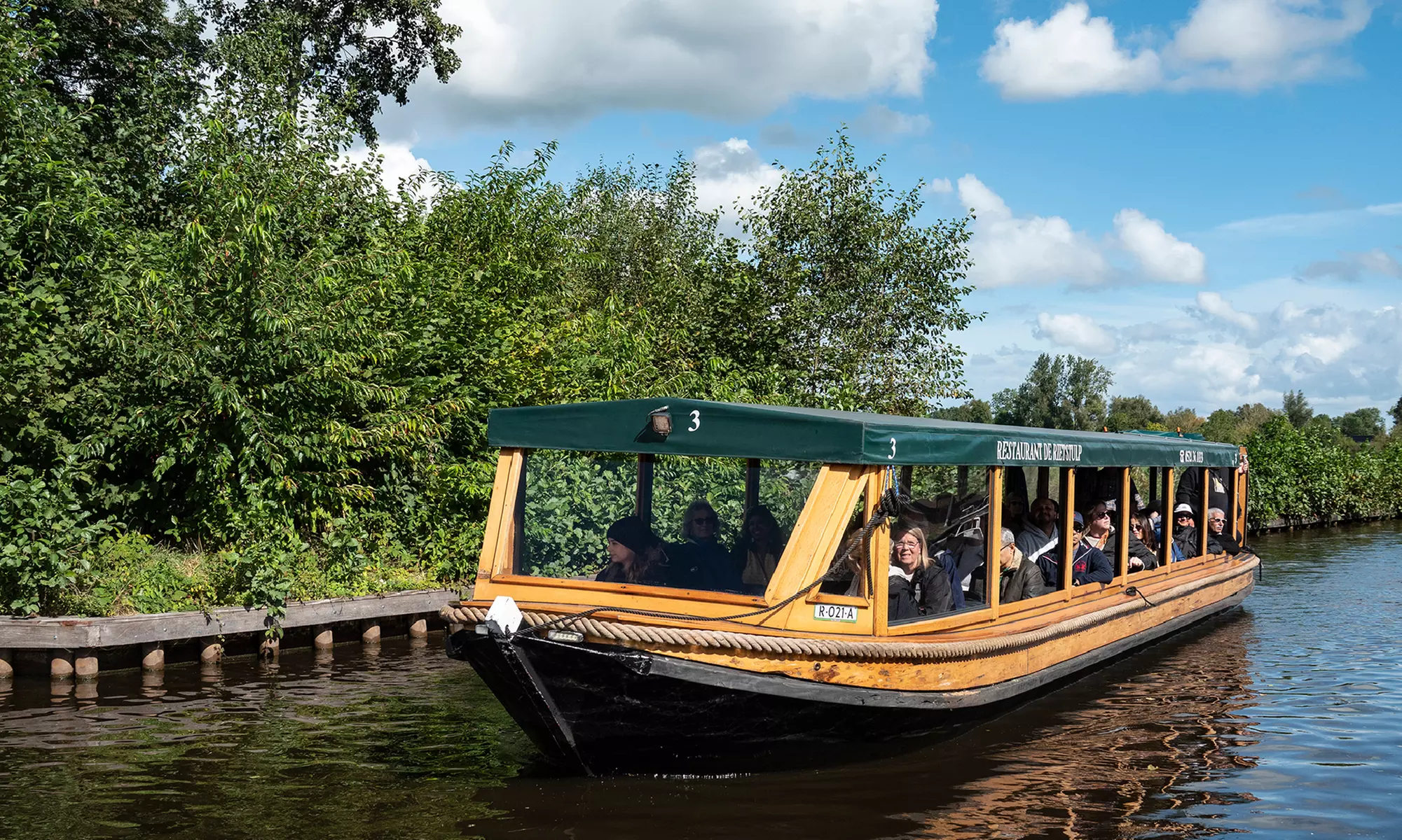 Giethoorn Tour: vanuit Amsterdam in een Hop On Hop Off Holland bus
