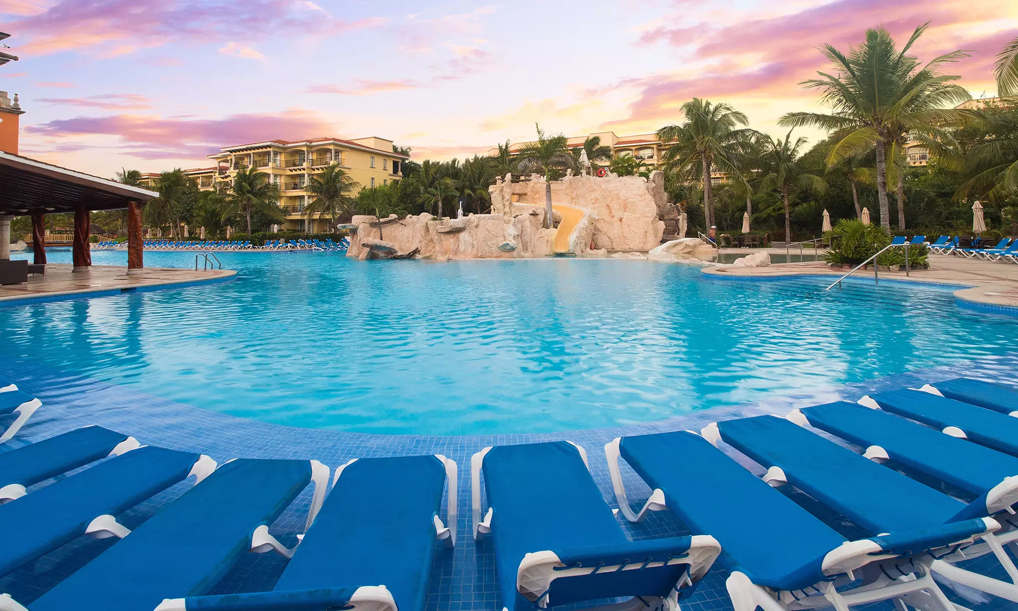 All-Inclusive 4-Star Resort on Riviera Maya