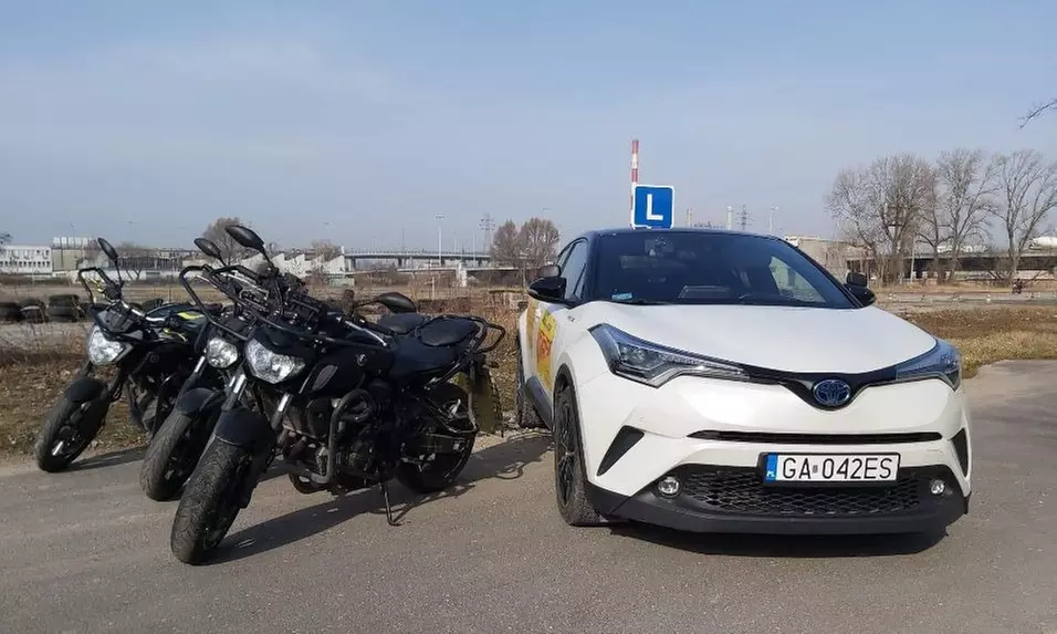 Kurs prawa jazdy na motocykl: tradycyjny i ekspresowy
