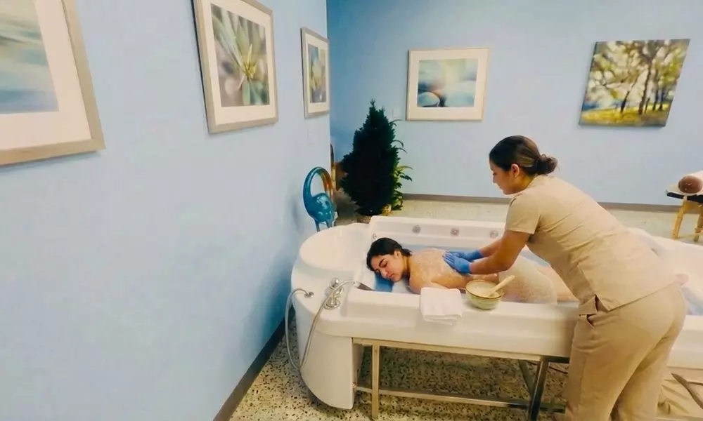 Get 30 Min Body Scrub, Hydrotherapy, Pure Mineral Glow & Table Shower