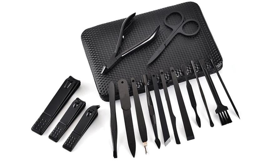 Image 2: 15-Piece Men's Grooming Kit