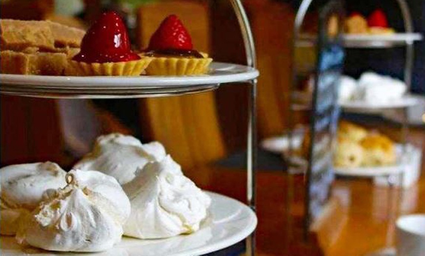 Image 2: Relax & Unwind with 60-Minute Afternoon Tea for 2, 3, or 4 People