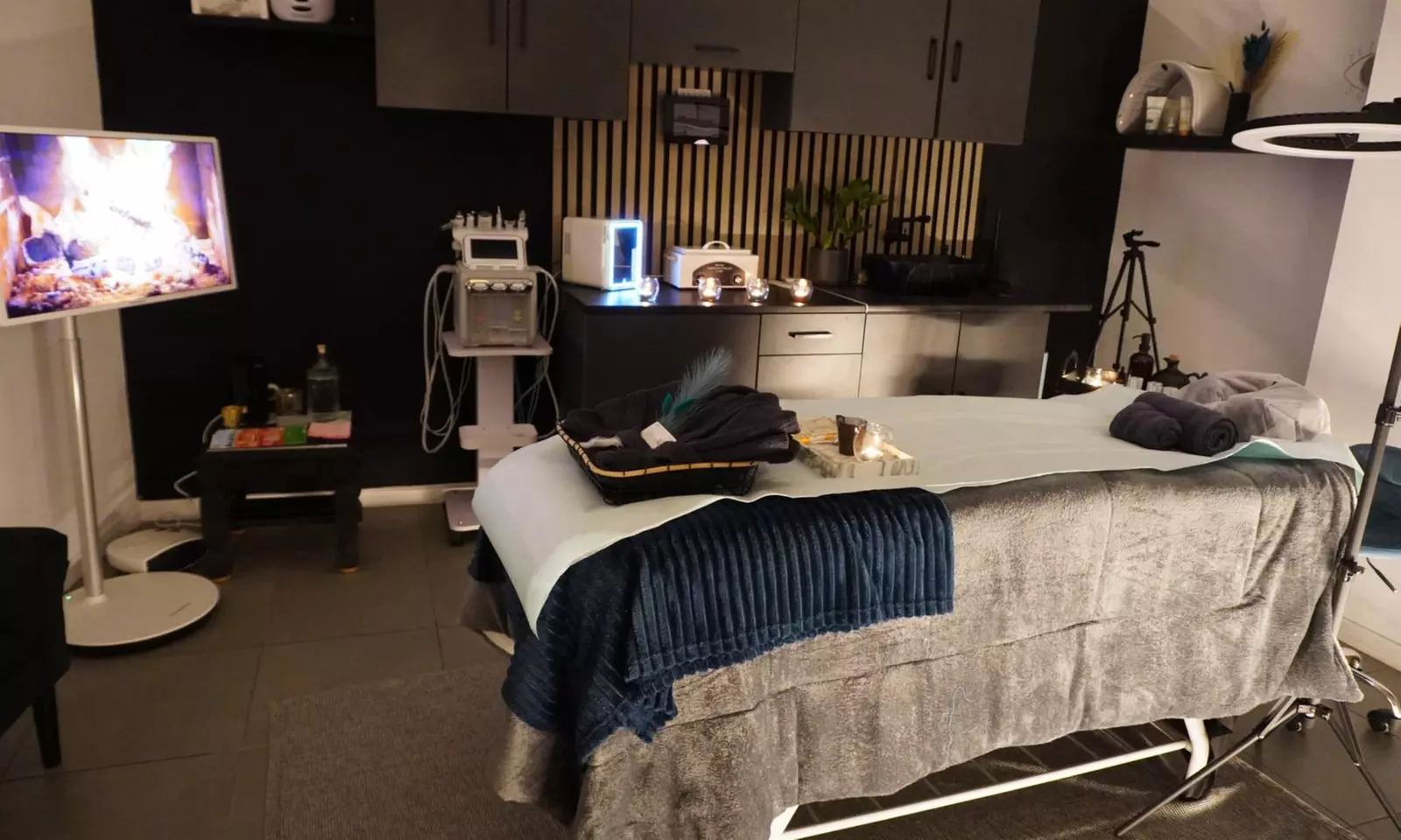 Sesiones de masaje relajante con piedras volcánicas y aromaterapia