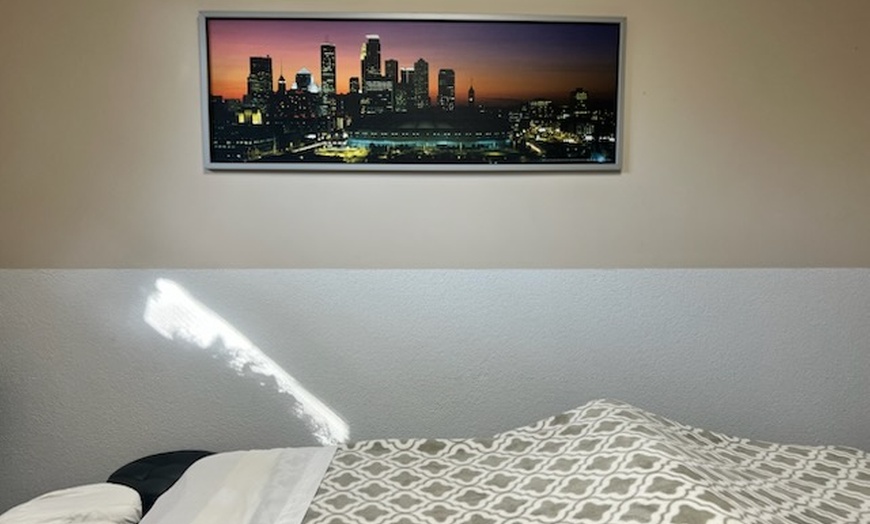 Image 3: 60-Minute Swedish/Deep Tissue Massage or 90-Minute Hot Stone Massages