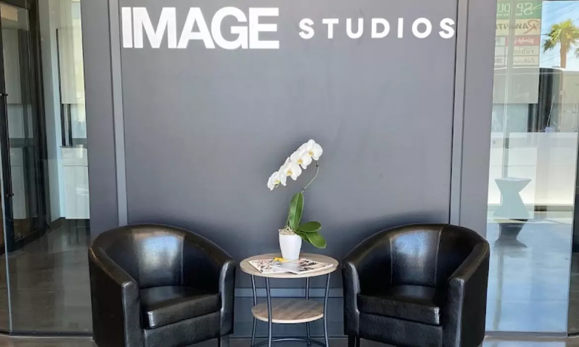 Relax with 60-Minute Swedish, Deep Tissue, or Lymphatic Massage