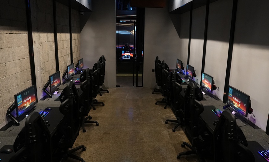 Image 12: One-Hour Gaming with Comfort, Boot Camp 360, 540 or VIP Lounge Access
