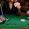 Image 4: SPORTNOW Poker Set and Foldable Poker Table 