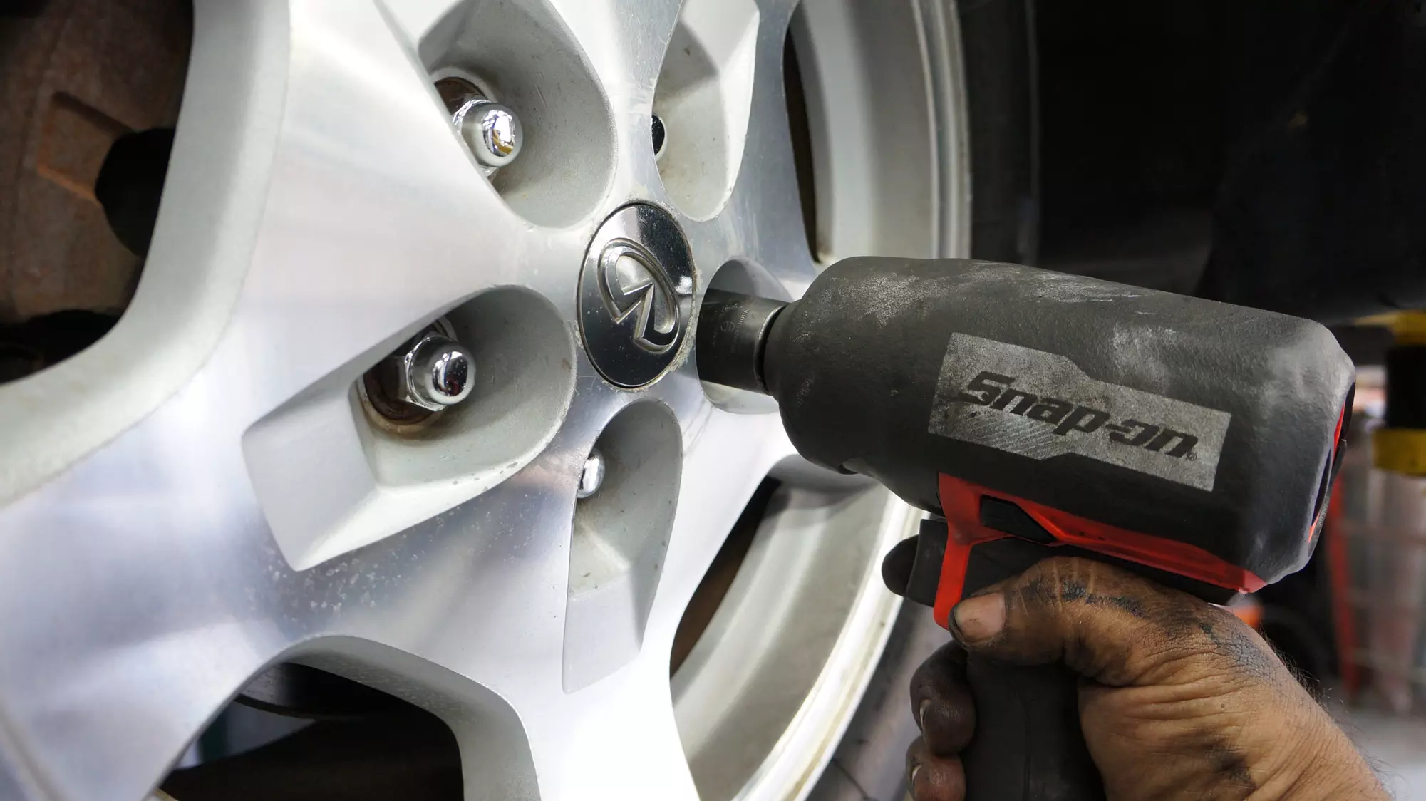 Up to 41% Off on Oil Change at DA Performance