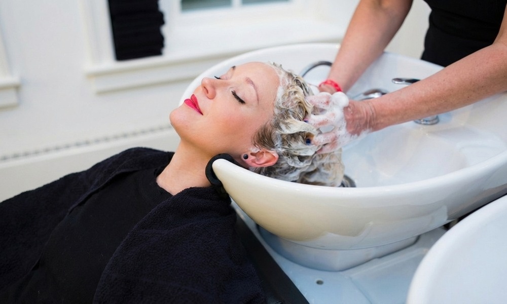 60-Minute Luxury Head Spa: Scalp Massage, Aromatherapy & Herbal Tea