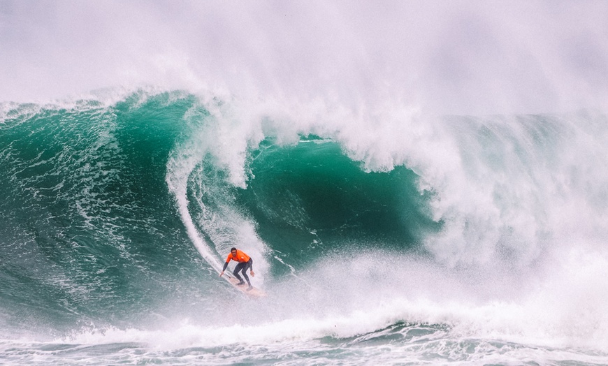 Image 5: Alquiler de neopreno y tabla de surf o clases de surf para hasta 4